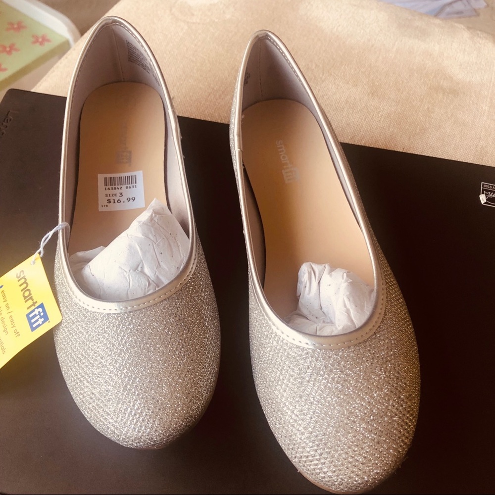 Girls dress shoes